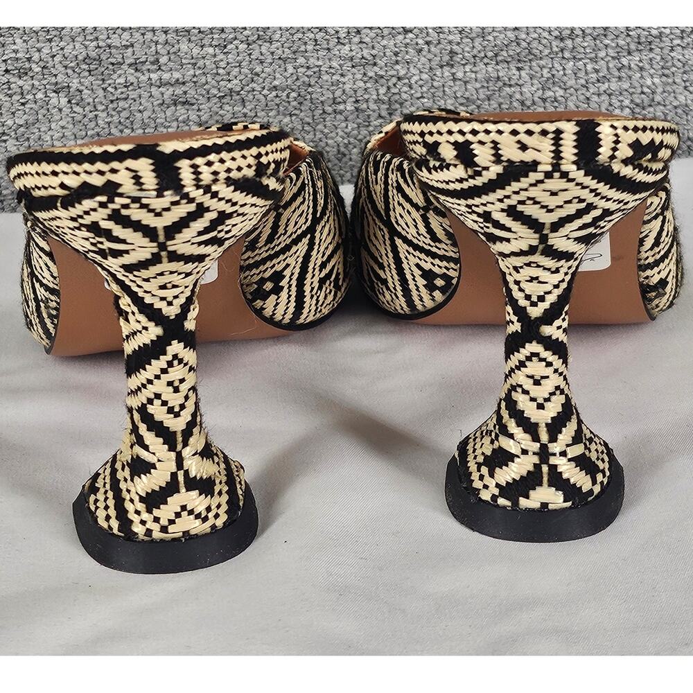 ASOS DESIGN SHERLOCK CREAM & BLACK MULES – 3" MID HEEL – SIZE US 6 – POINTED TOE - Picture 5 of 10